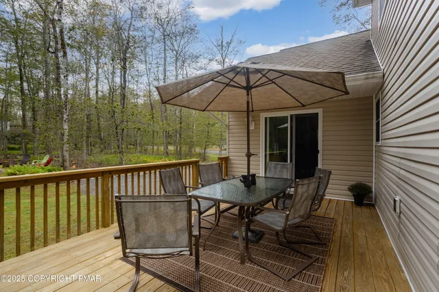 $364,900 | 37 Tamarack Trail, Albrightsville, PA 18210
