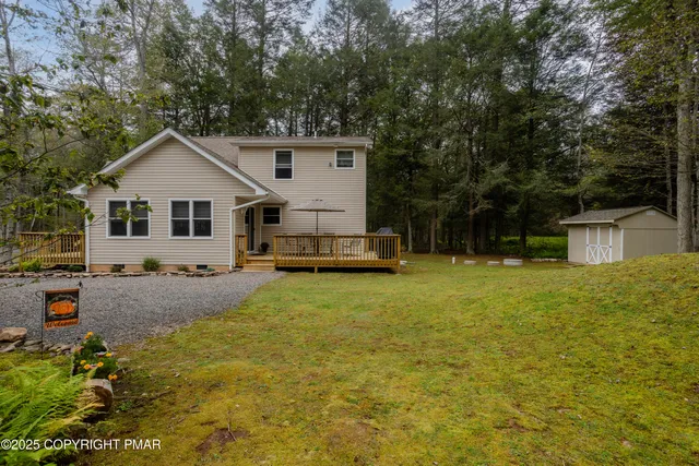 $364,900 | 37 Tamarack Trail, Albrightsville, PA 18210