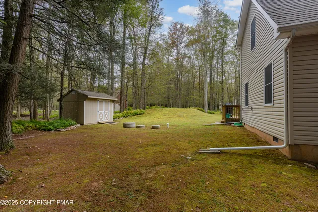 $364,900 | 37 Tamarack Trail, Albrightsville, PA 18210