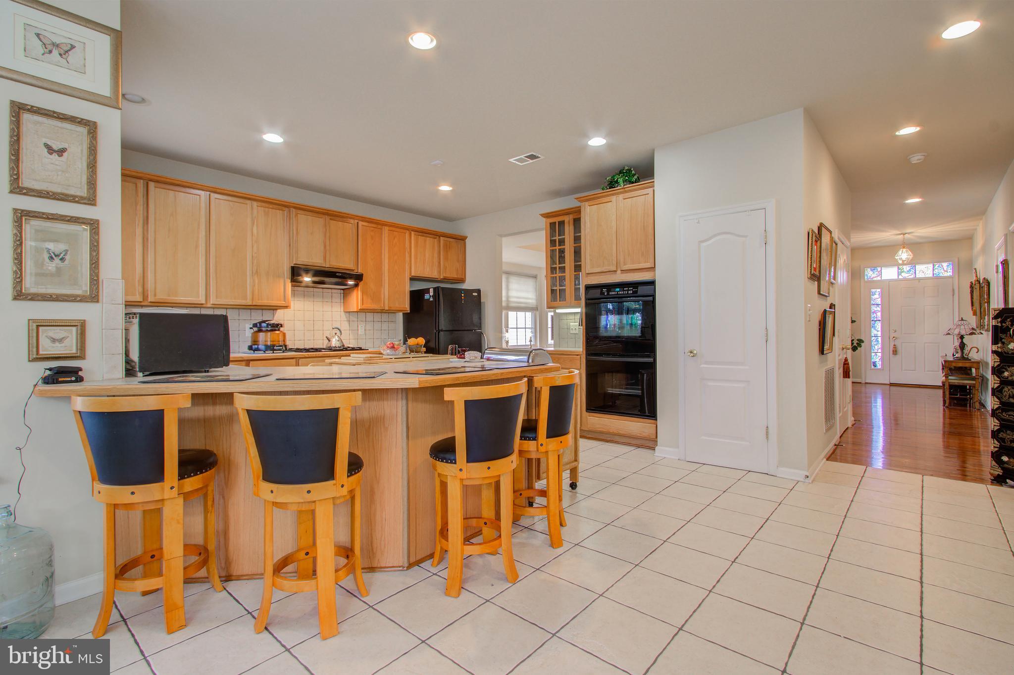 22 Rivers Edge Terrace Indian Head, MD 20640 - Photo 13 of 44 Gourmet Kitchen and Foyer