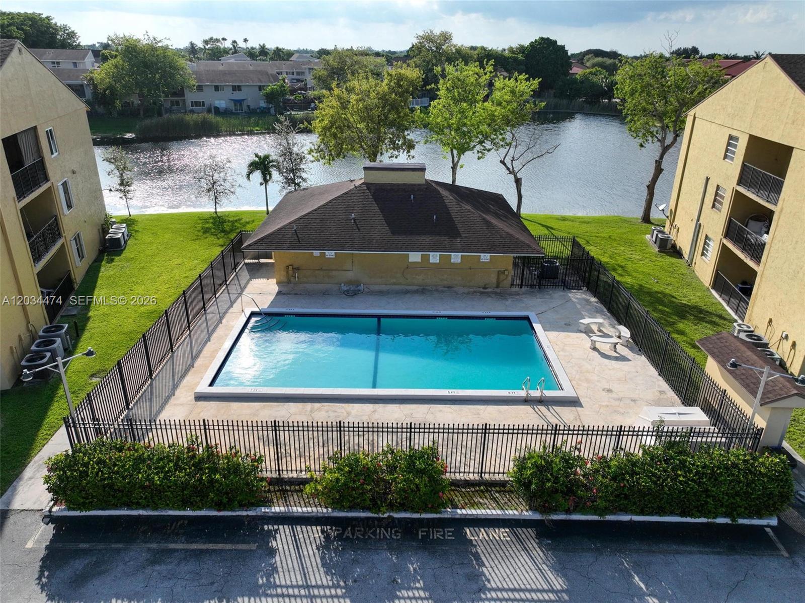 15460 Southwest 82nd Lane, Unit 404 Miami, FL 33193 - Photo 28 of 32