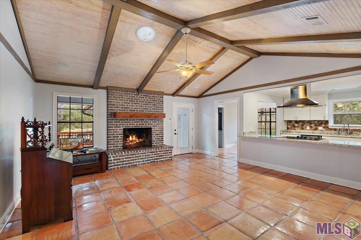 24963 Spillers Ranch Road Denham Springs, LA 70726 - Photo 10 of 37