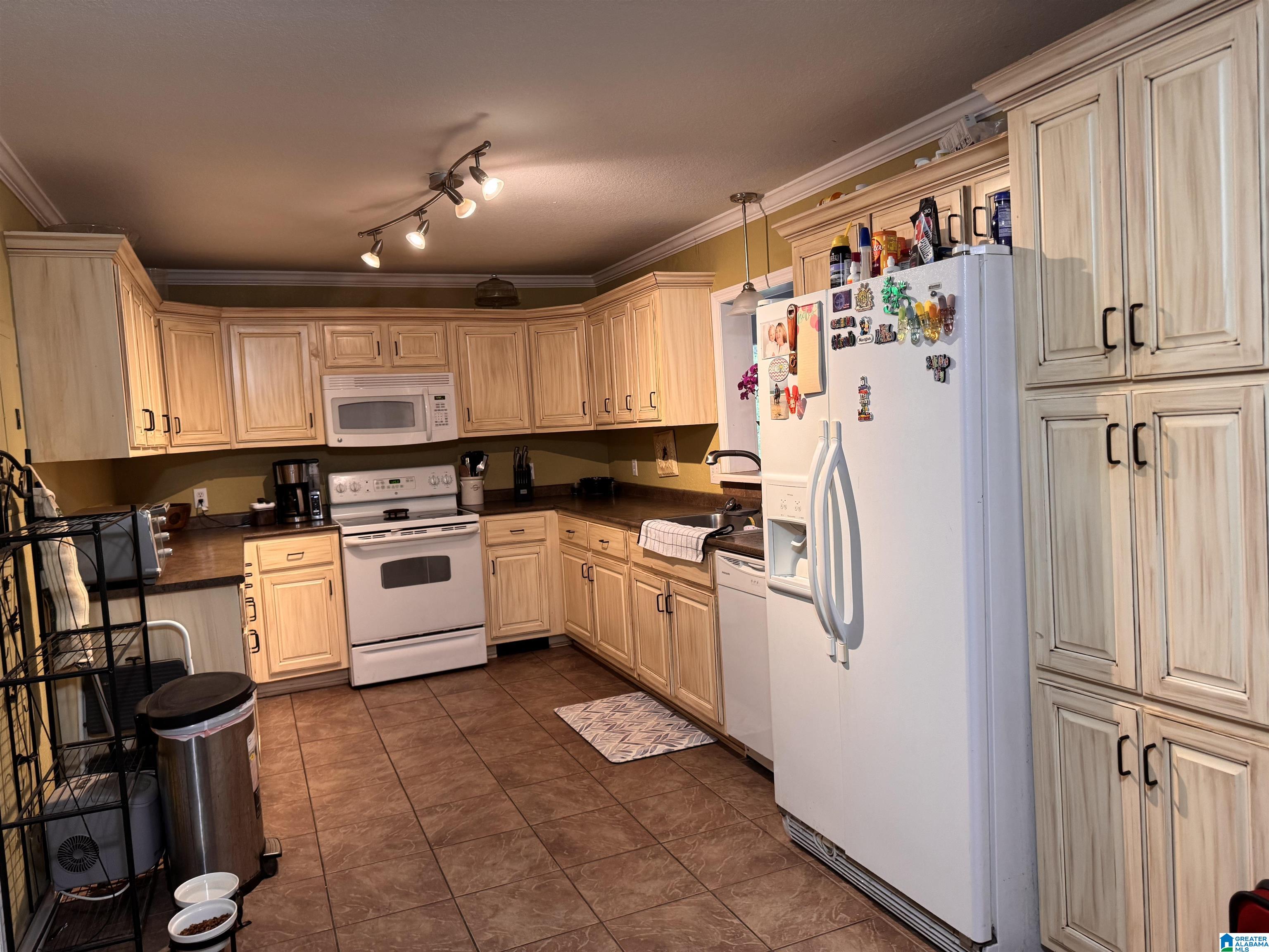 627 4th Street Northwest Arab, AL 35016 - Photo 2 of 33