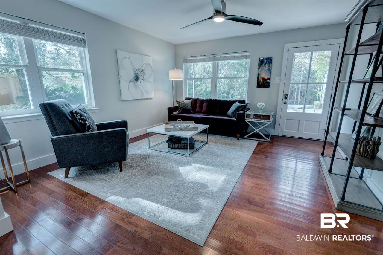 255 Fig Avenue Fairhope, AL 36532 - Photo 4 of 26