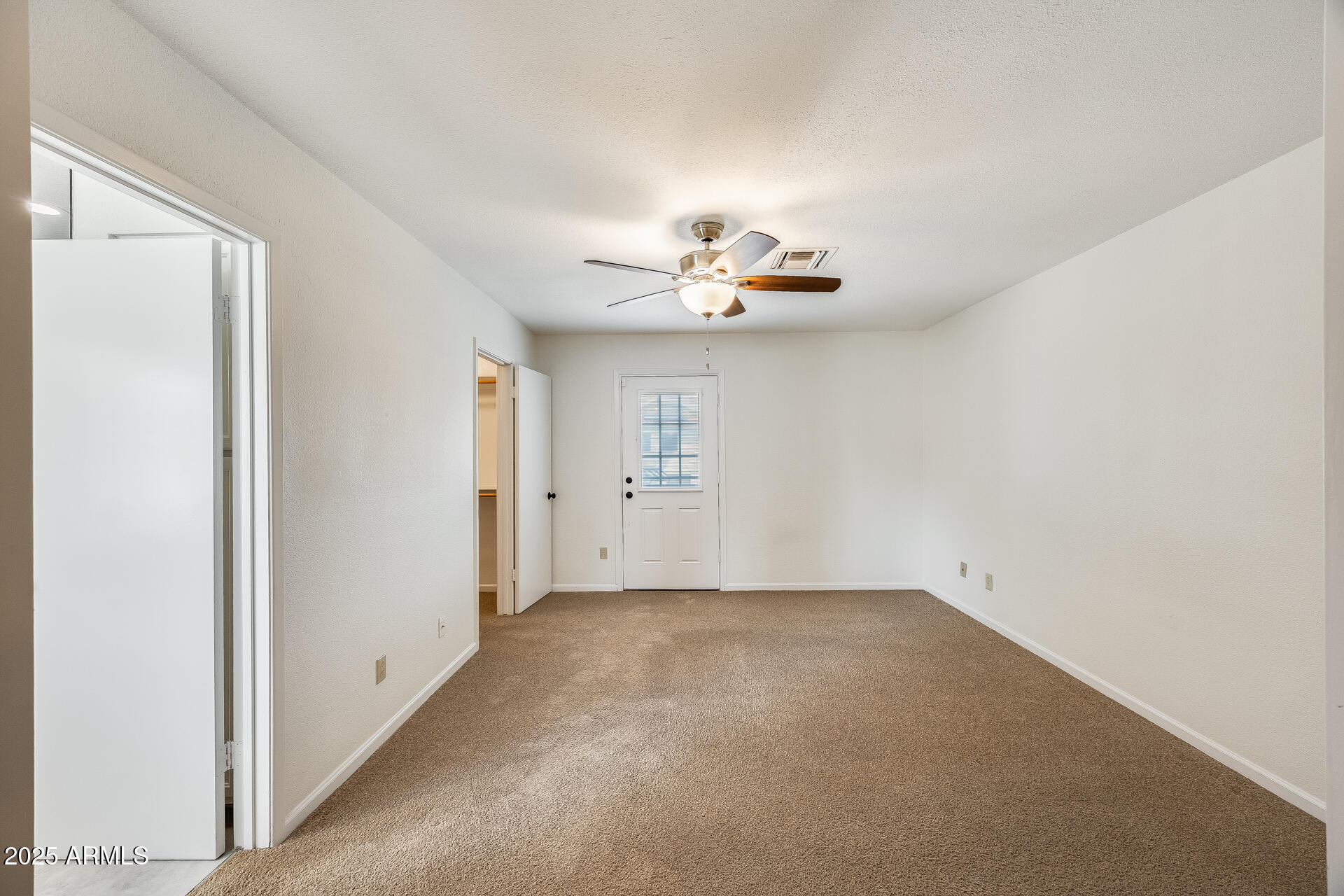 1929 East Redfield Road Phoenix, AZ 85022 - Photo 31 of 58 31