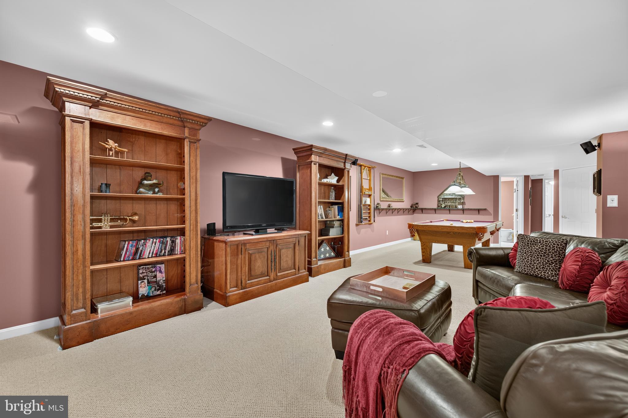 13909 Darnestown Road Gaithersburg, MD 20878 - Photo 32 of 64