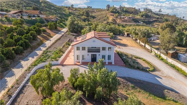 $2,275,000 | 17423 Wicker Way, Riverside, CA 92504