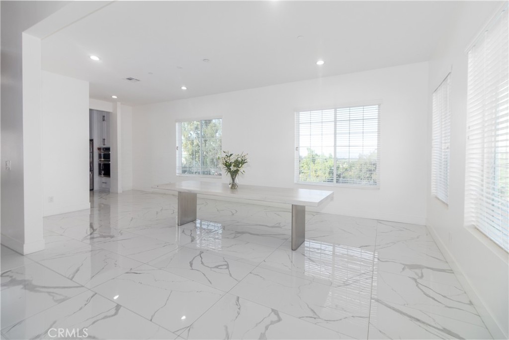 17423 Wicker Way Riverside, CA 92504 - Photo 9 of 53