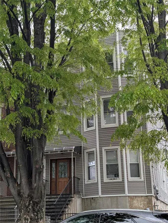 $3,100 | 18 Sherman Avenue, Unit 1, Yonkers, NY 10705