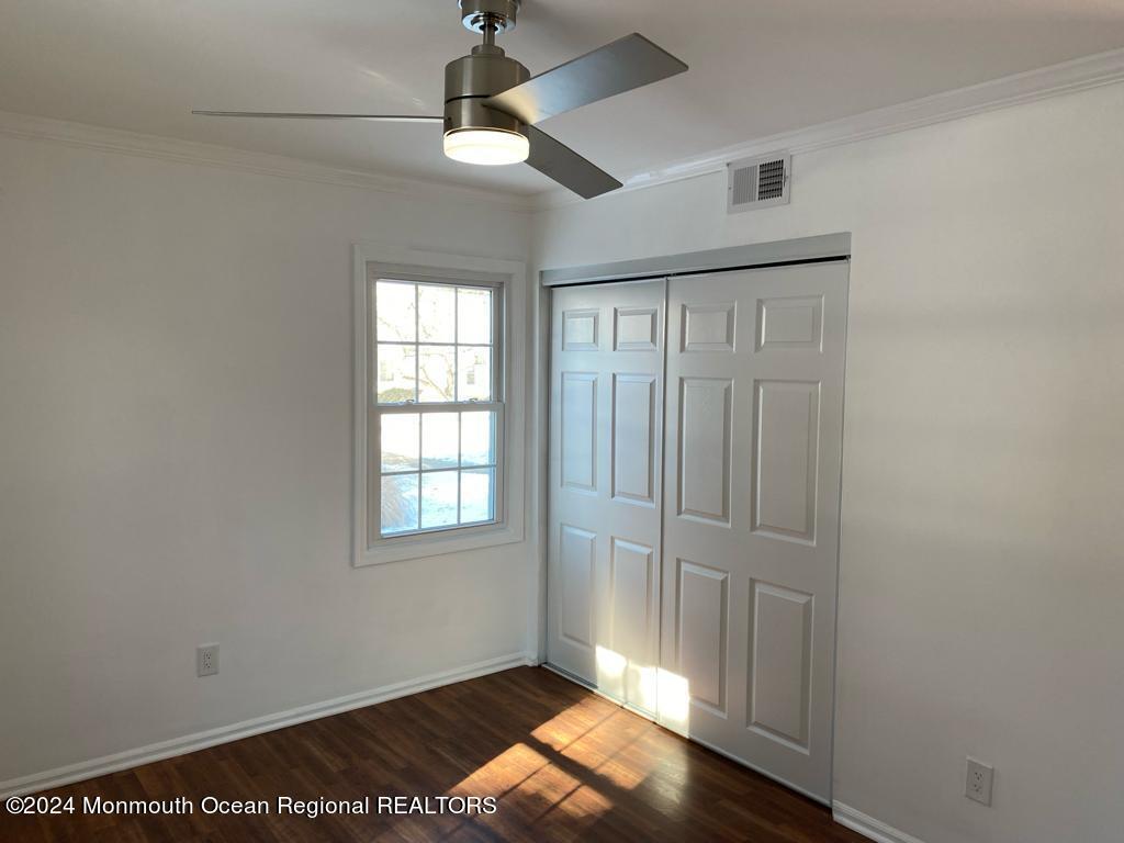 11 A Zacatin Road, Unit 1000 Freehold, NJ 07728 - Photo 17 of 26 Guest