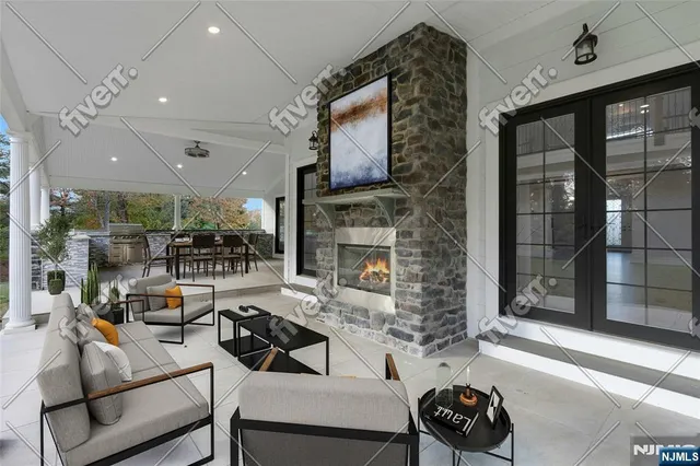 $4,350,000 | 707 Black Hawk Lane, Franklin Lakes, NJ 07417