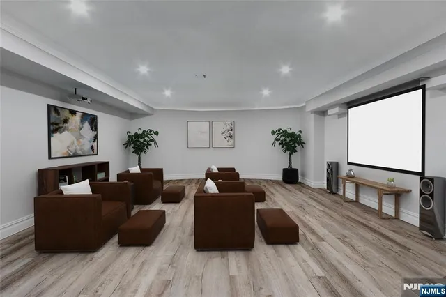 $4,350,000 | 707 Black Hawk Lane, Franklin Lakes, NJ 07417