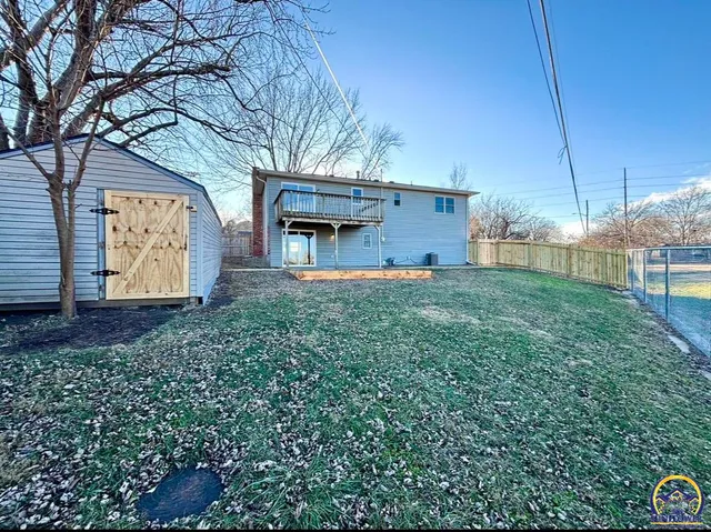$239,900 | 4450 Southwest Twilight Drive, Topeka, KS 66614