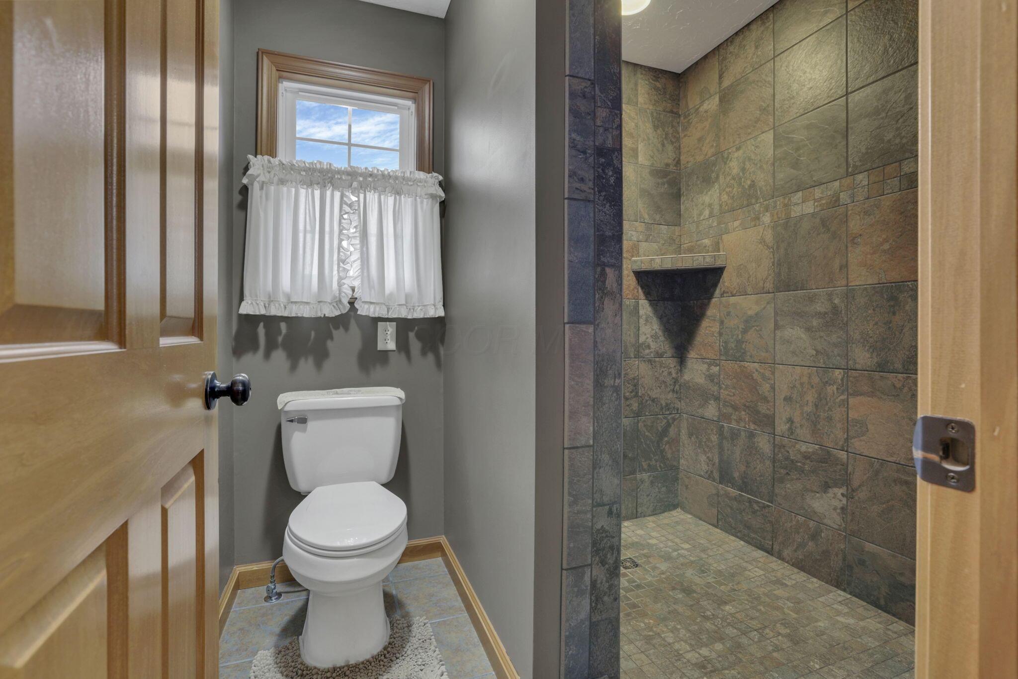 2057 Fout Road, Unit 3 Frankfort, OH 45628 - Photo 26 of 55 29-web-or-mls-IMG_9854