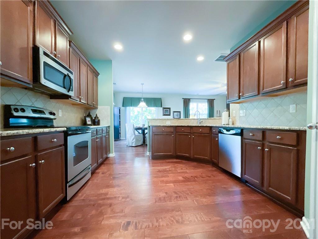 8905 Savannah Road Harrisburg, NC 28075 - Photo 12 of 45 Gallery Image 12