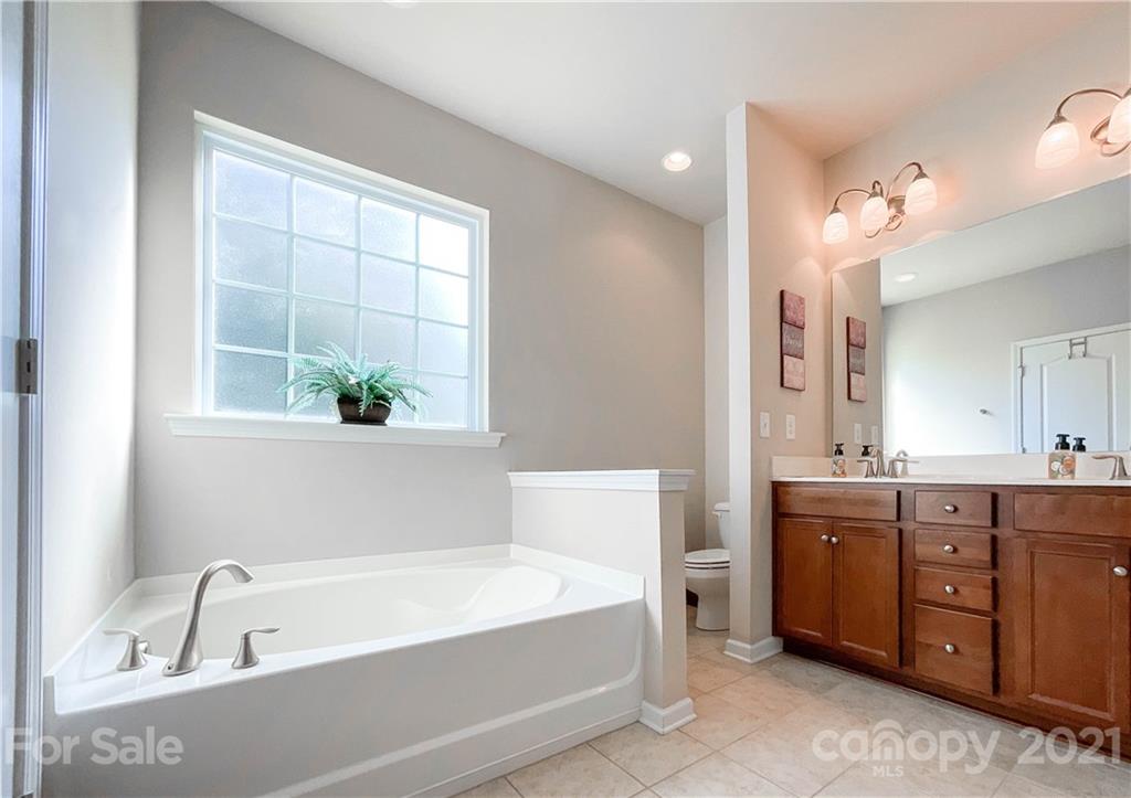 8905 Savannah Road Harrisburg, NC 28075 - Photo 28 of 45 Gallery Image 28