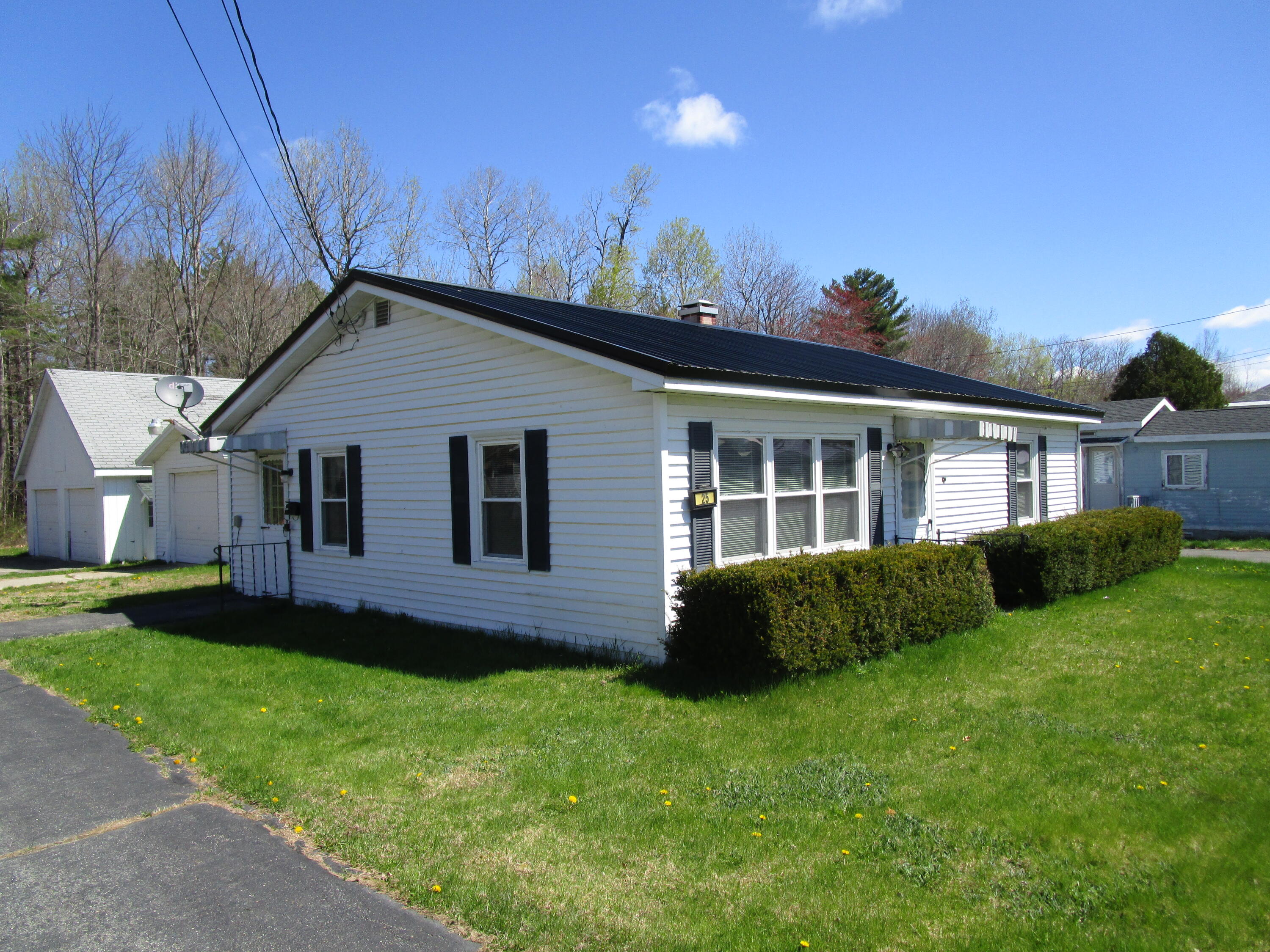 25 Lagrange Road Howland, ME 04448 - Photo 1 of 18 IMG_1131