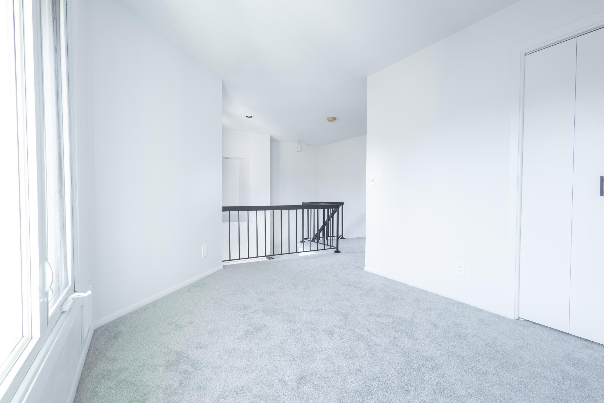 419 County Rd C West Roseville, MN 55113 - Photo 12 of 19