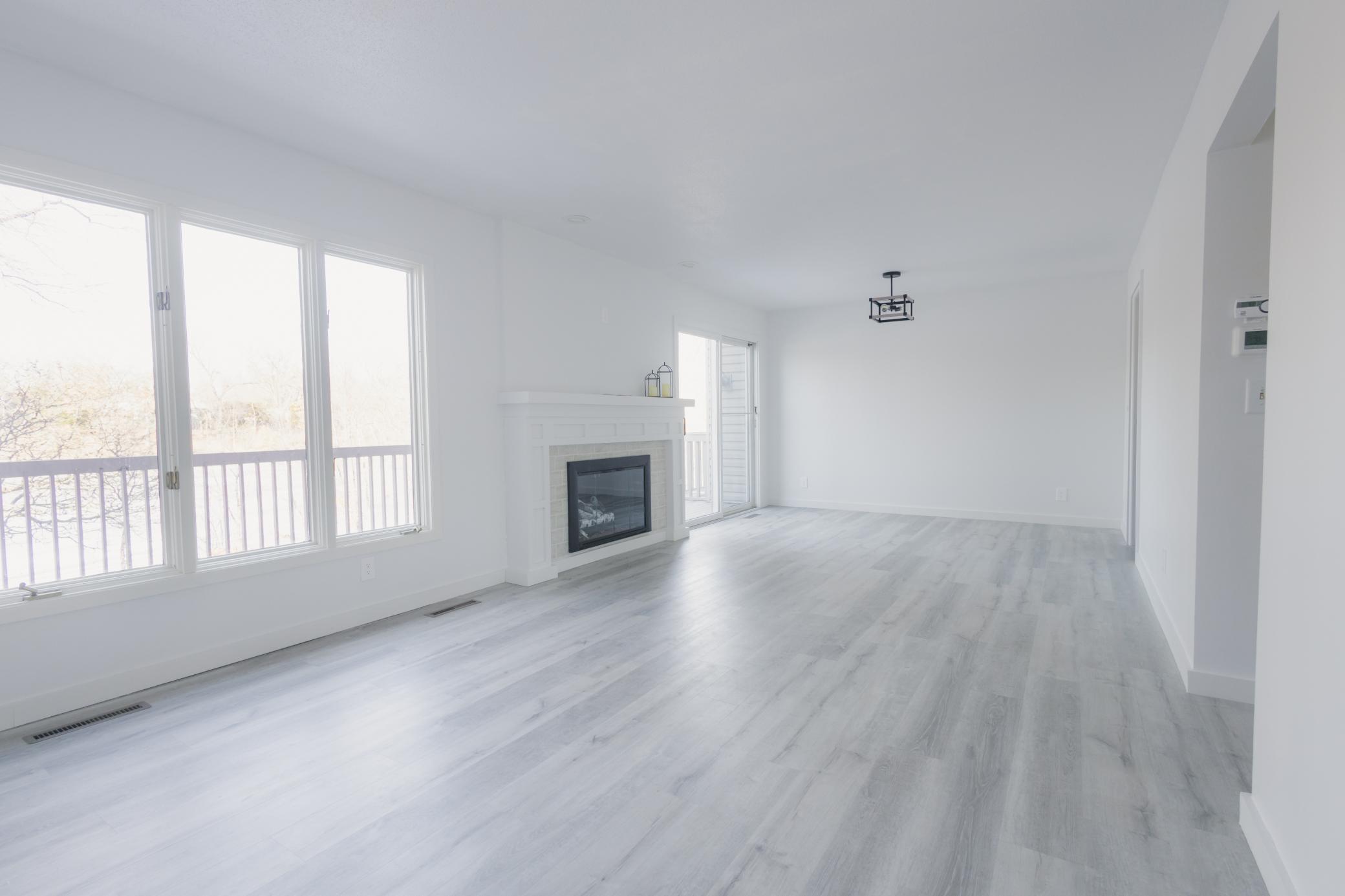 419 County Rd C West Roseville, MN 55113 - Photo 5 of 19