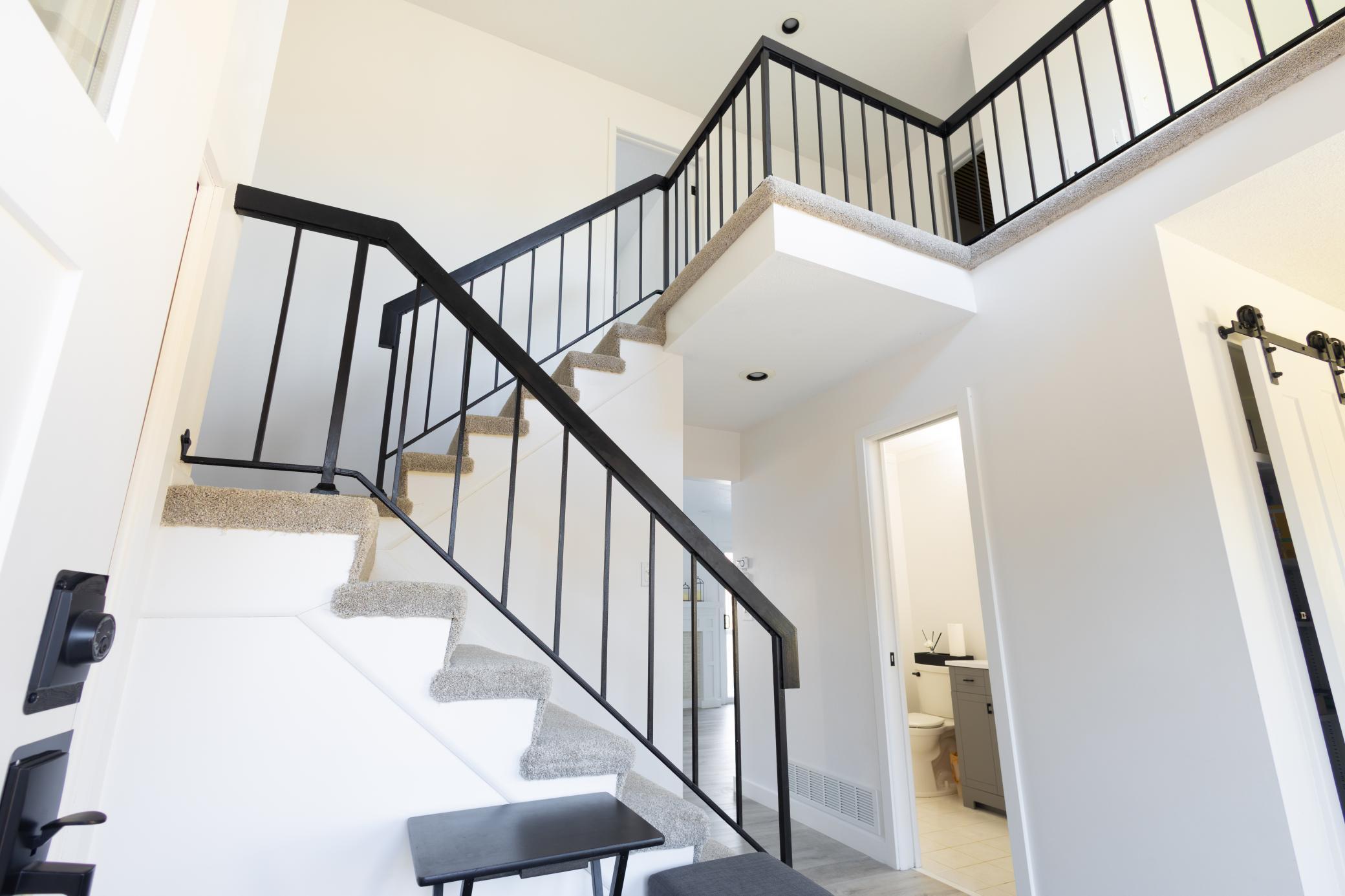 419 County Rd C West Roseville, MN 55113 - Photo 9 of 19