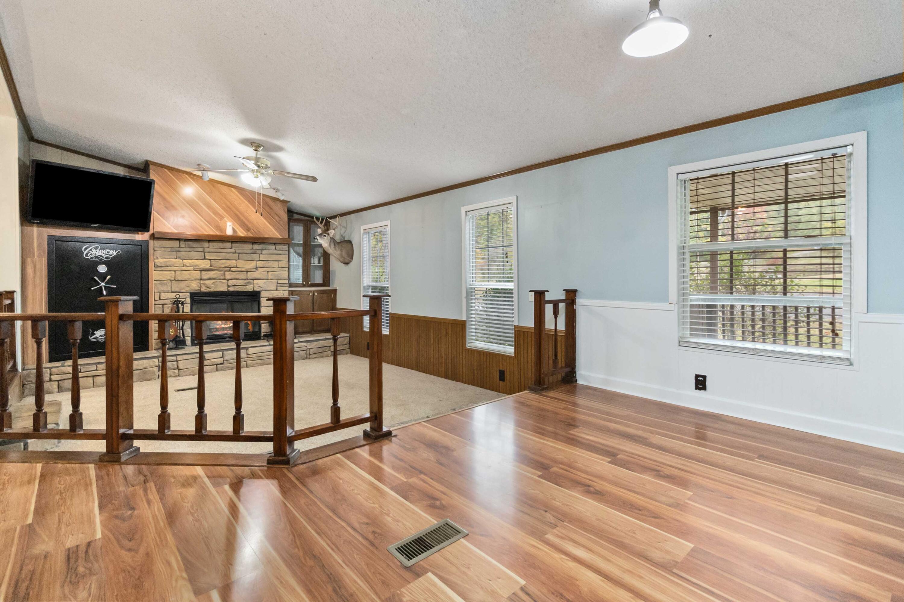 959 Sallys Branch Road East London, KY 40741 - Photo 9 of 44 008