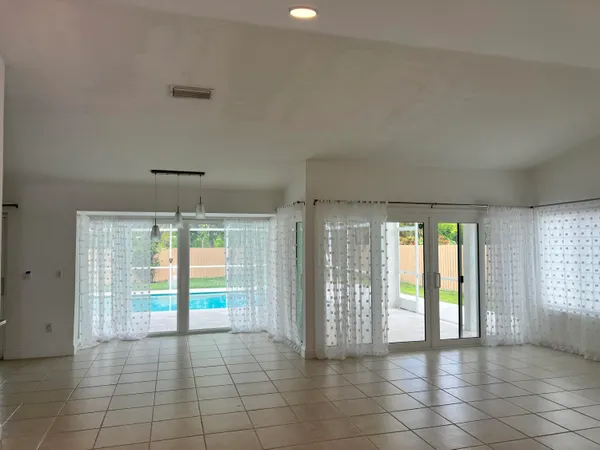 $6,500 | 3210 Northwest 23rd Terrace, Boca Raton, FL 33431
