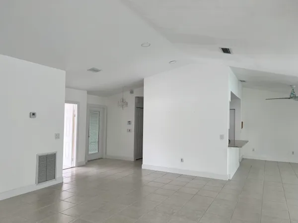 $6,500 | 3210 Northwest 23rd Terrace, Boca Raton, FL 33431