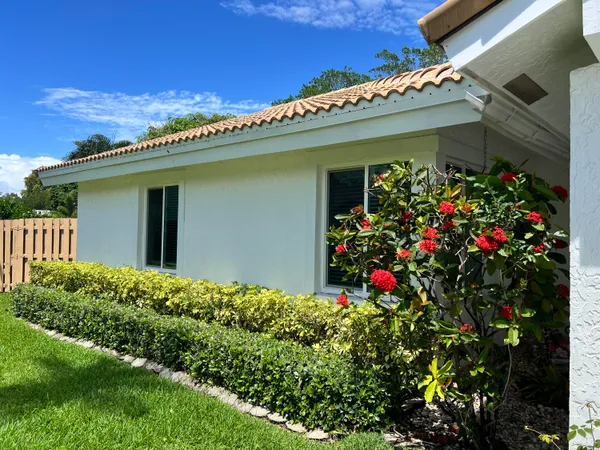 $6,500 | 3210 Northwest 23rd Terrace, Boca Raton, FL 33431