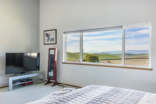 $9,975,000 | 5933 Haire Lane, Sonoma, CA 95476