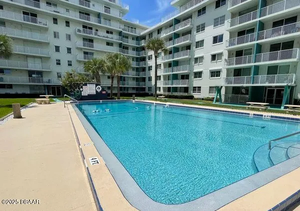 $1,450 | 2727 North Atlantic Avenue, Unit 503, Daytona Beach, FL 32118