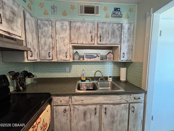 $1,450 | 2727 North Atlantic Avenue, Unit 503, Daytona Beach, FL 32118