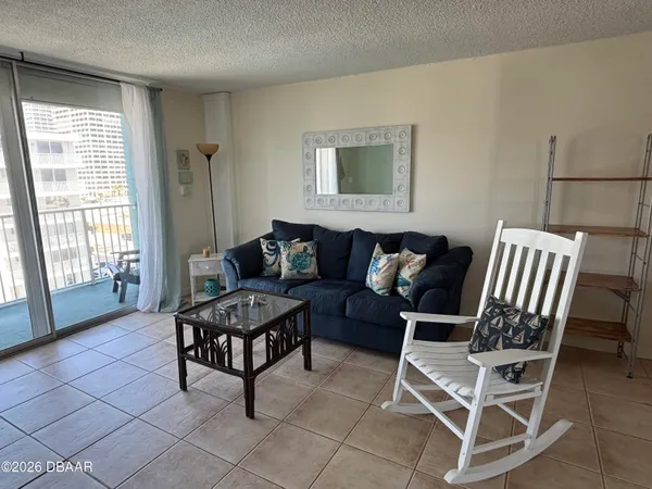 $1,450 | 2727 North Atlantic Avenue, Unit 503, Daytona Beach, FL 32118