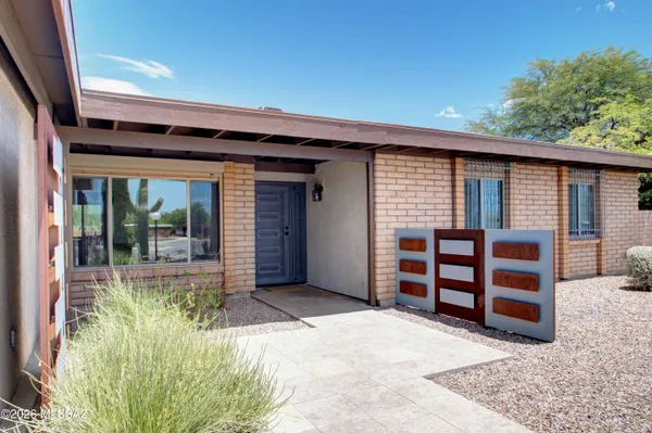 $360,000 | 2914 West Wyoming Street, Tucson, AZ 85746