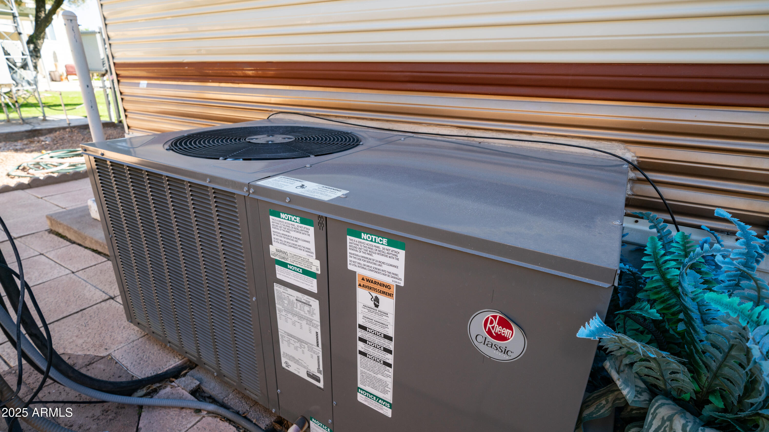 502 Jaspar Drive Apache Junction, AZ 85119 - Photo 24 of 54 a view of entryway
