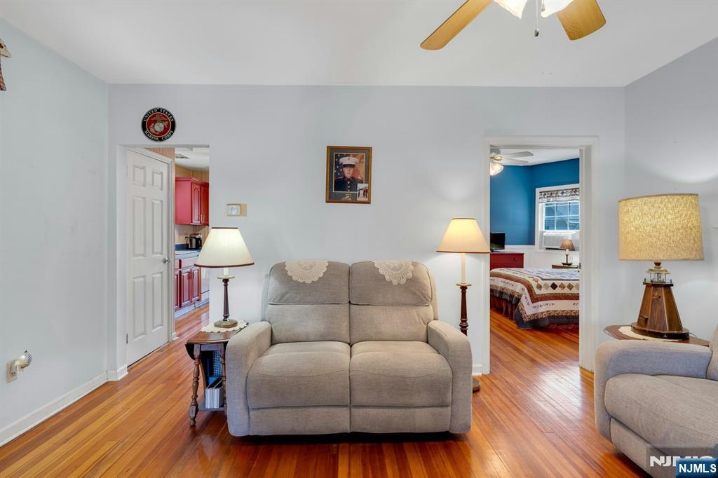 52 Terrace Avenue Rochelle Park, NJ 07662 - Photo 8 of 34