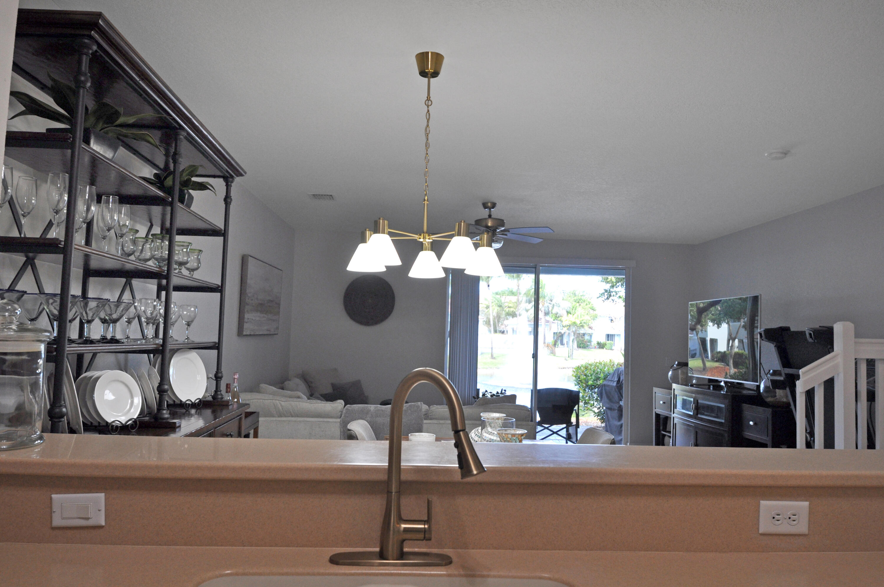 3555 Oleander Terrace Riviera Beach, FL 33404 - Photo 13 of 43 DSC_0047-1