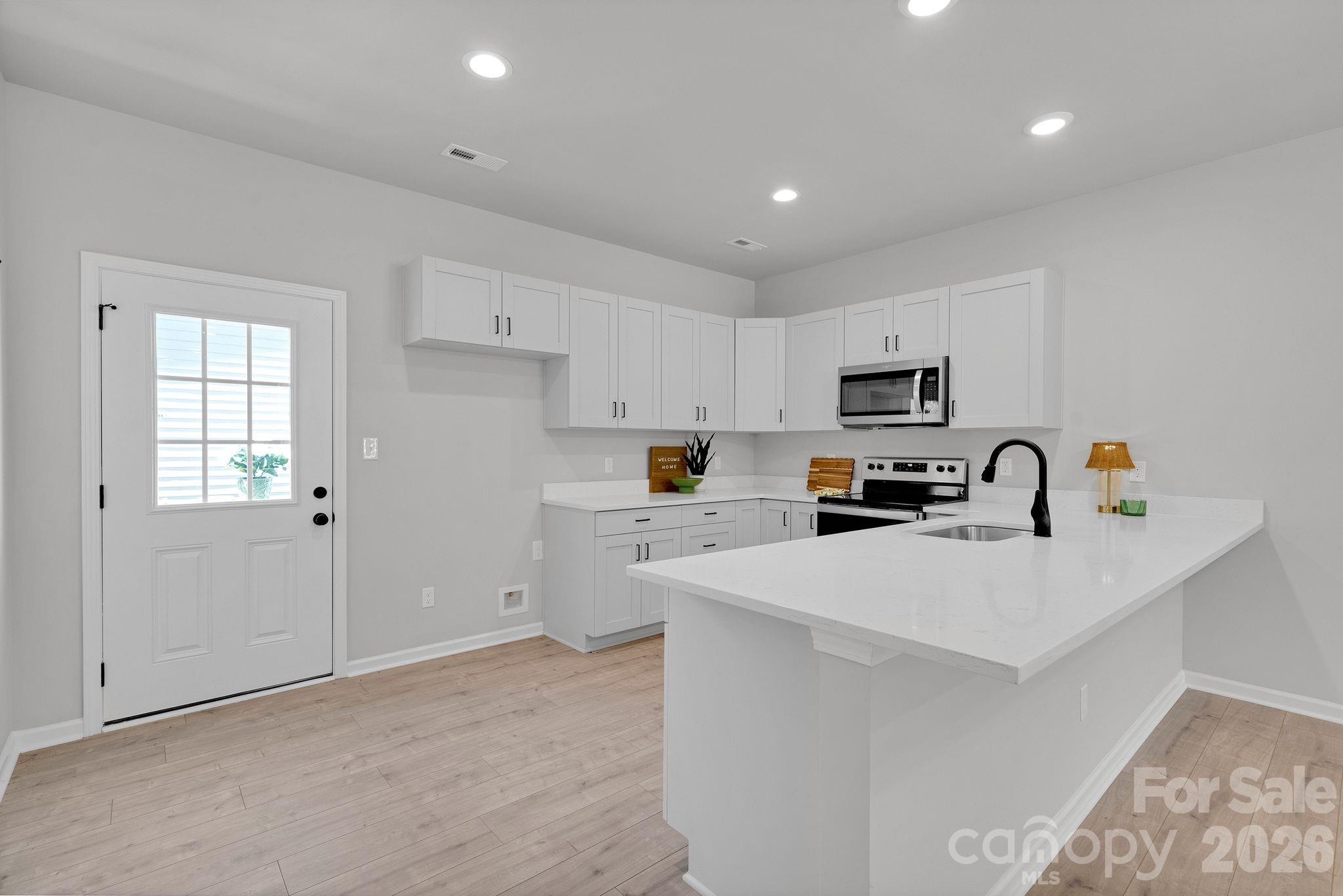 336 Lincoln Street Southwest, Unit E Concord, NC 28025 - Photo 14 of 37