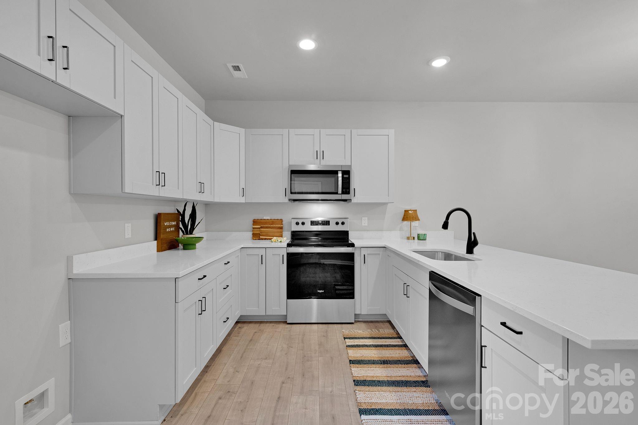 336 Lincoln Street Southwest, Unit E Concord, NC 28025 - Photo 15 of 37