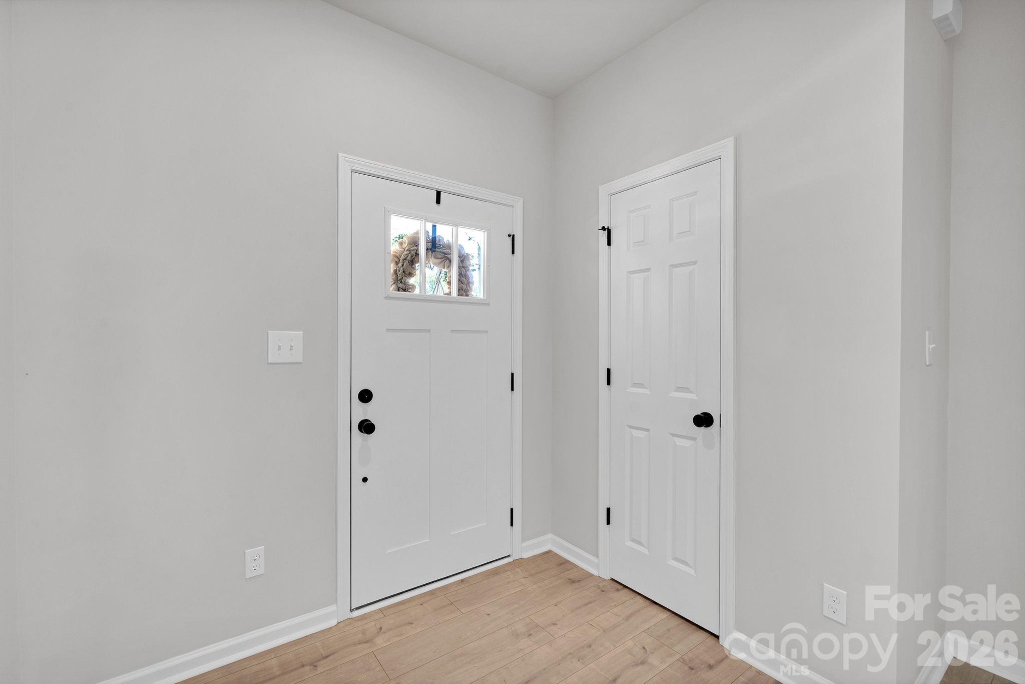 336 Lincoln Street Southwest, Unit E Concord, NC 28025 - Photo 4 of 37