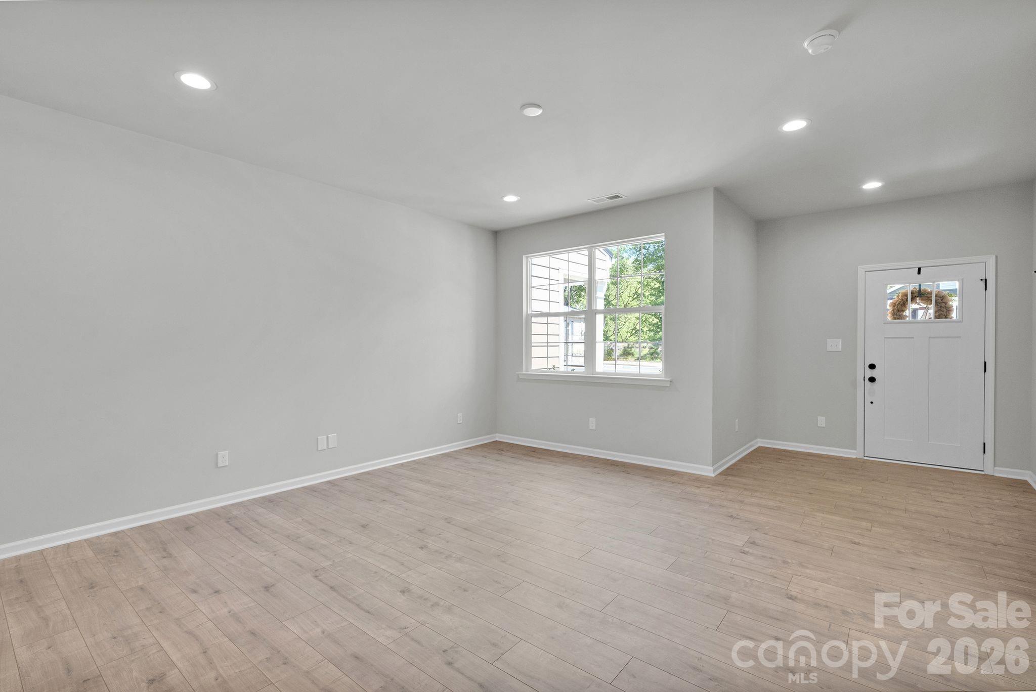 336 Lincoln Street Southwest, Unit E Concord, NC 28025 - Photo 6 of 37