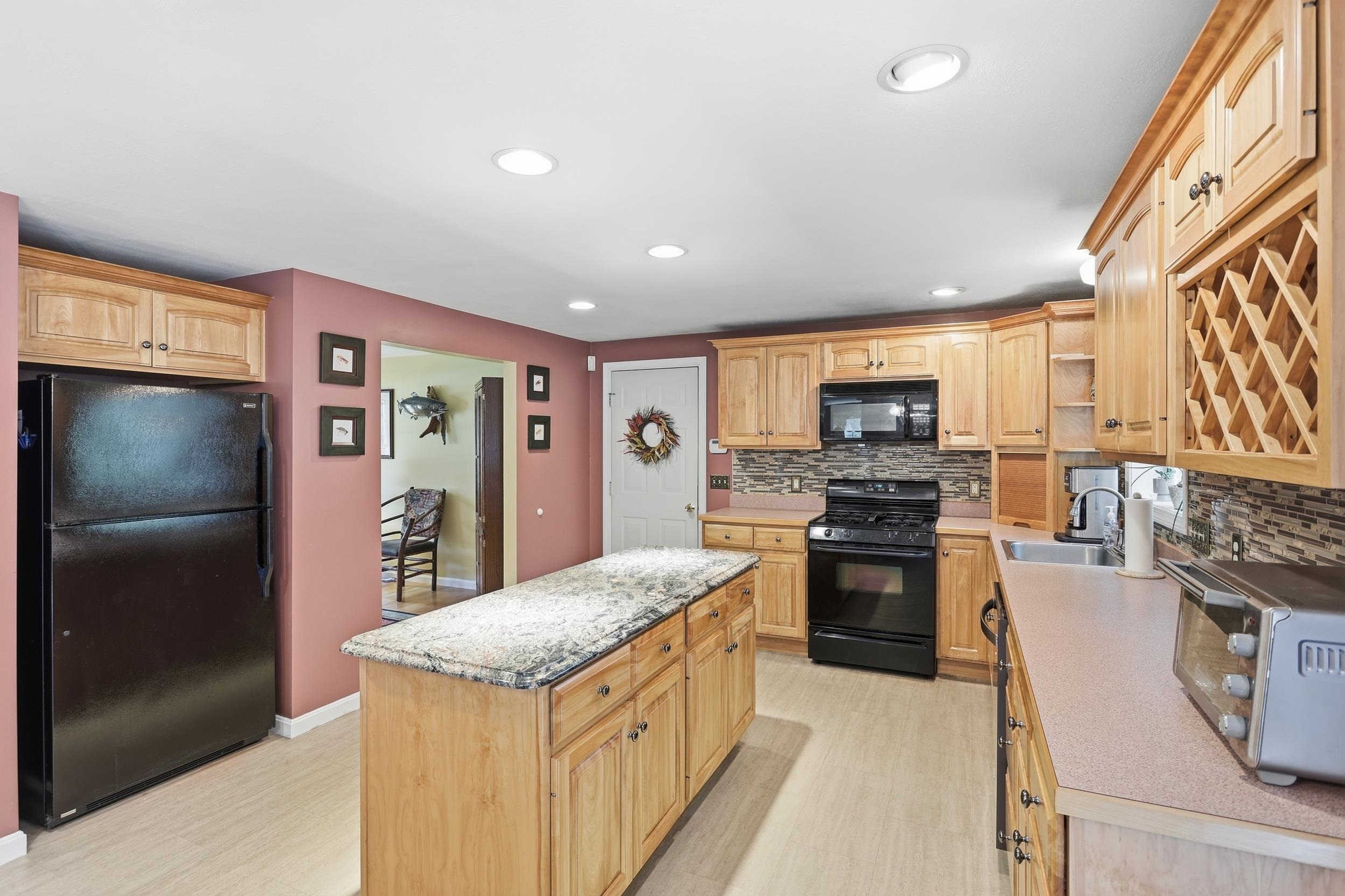 30 Township Road Pelham, NH 03076 - Photo 12 of 42 Gallery Image 12