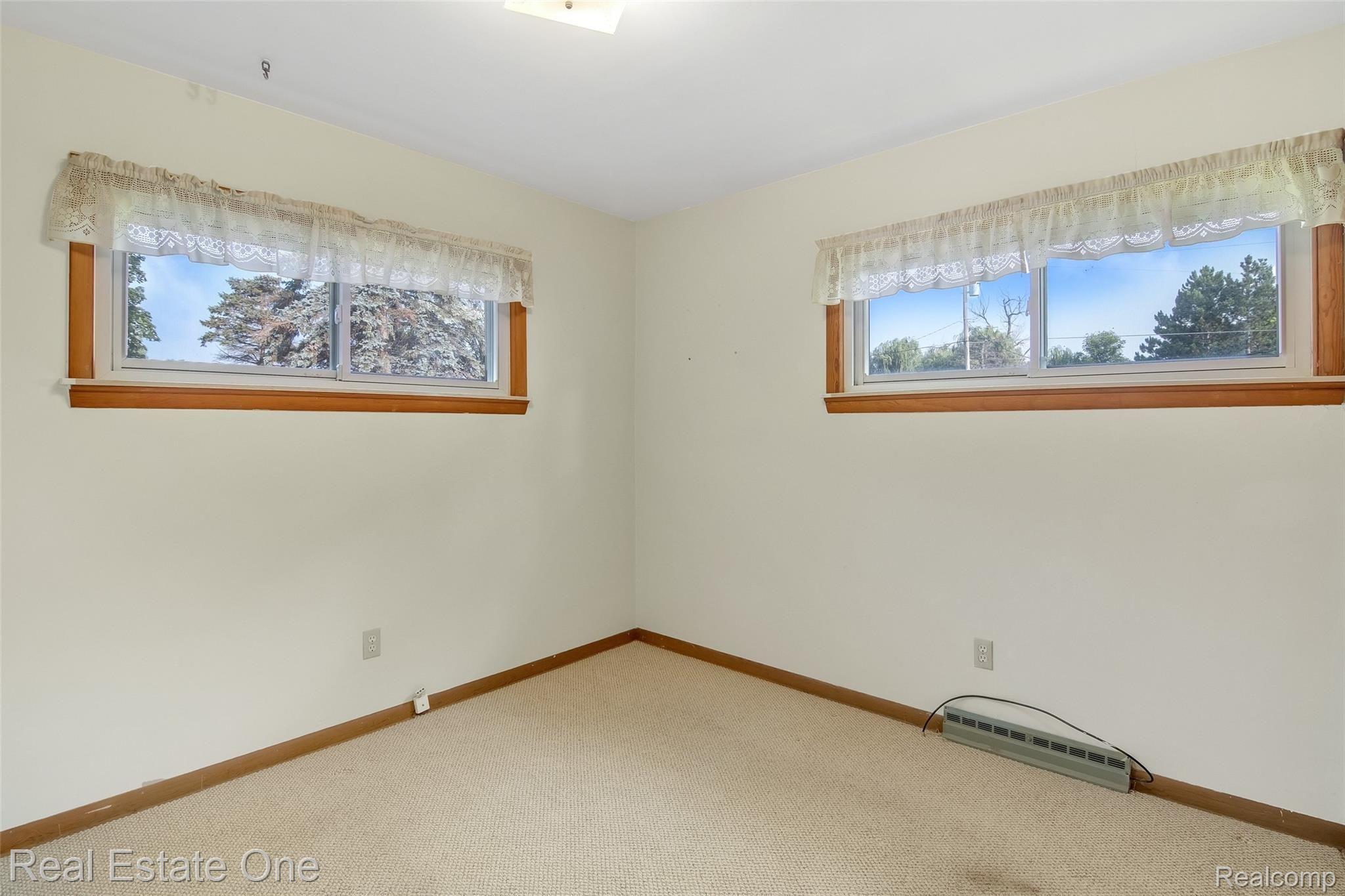 4570 Emmons Road Howell, MI 48855 - Photo 14 of 25 15-4570-Emmons-Rd-WindowStill-Real-Estate-Photography-15.jpg