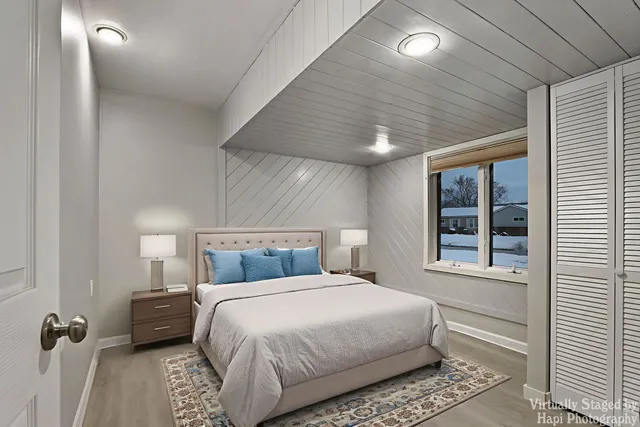 $439,000 | 75 Carthage Lane, Hoffman Estates, IL 60169