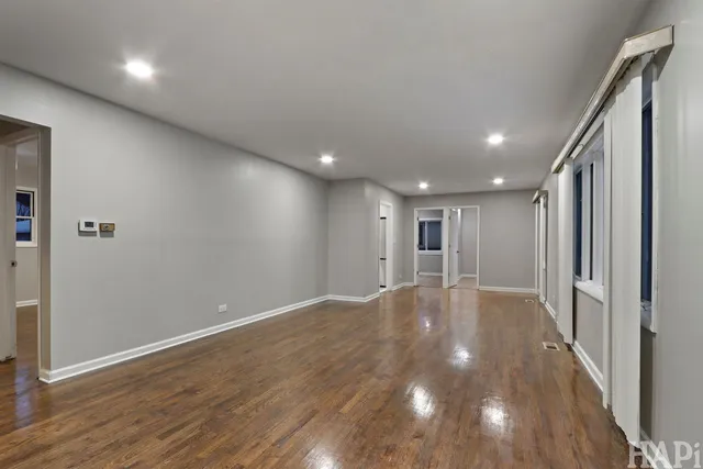 $439,000 | 75 Carthage Lane, Hoffman Estates, IL 60169