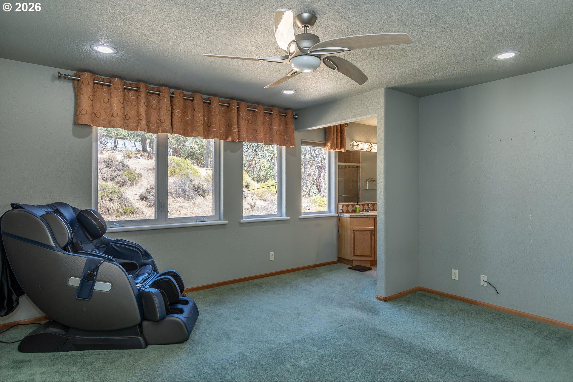 1265 Evergreen Ridge Road Riddle, OR 97469 - Photo 18 of 47 Gallery Image 18