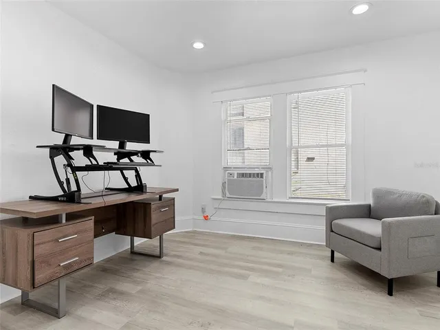 $2,610 | 412 Harwood Street, Unit 1, Orlando, FL 32803