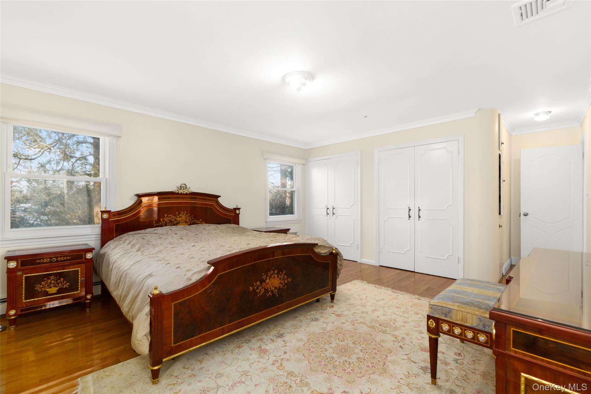 70 Longfellow Road Great Neck, NY 11023 - Photo 10 of 12