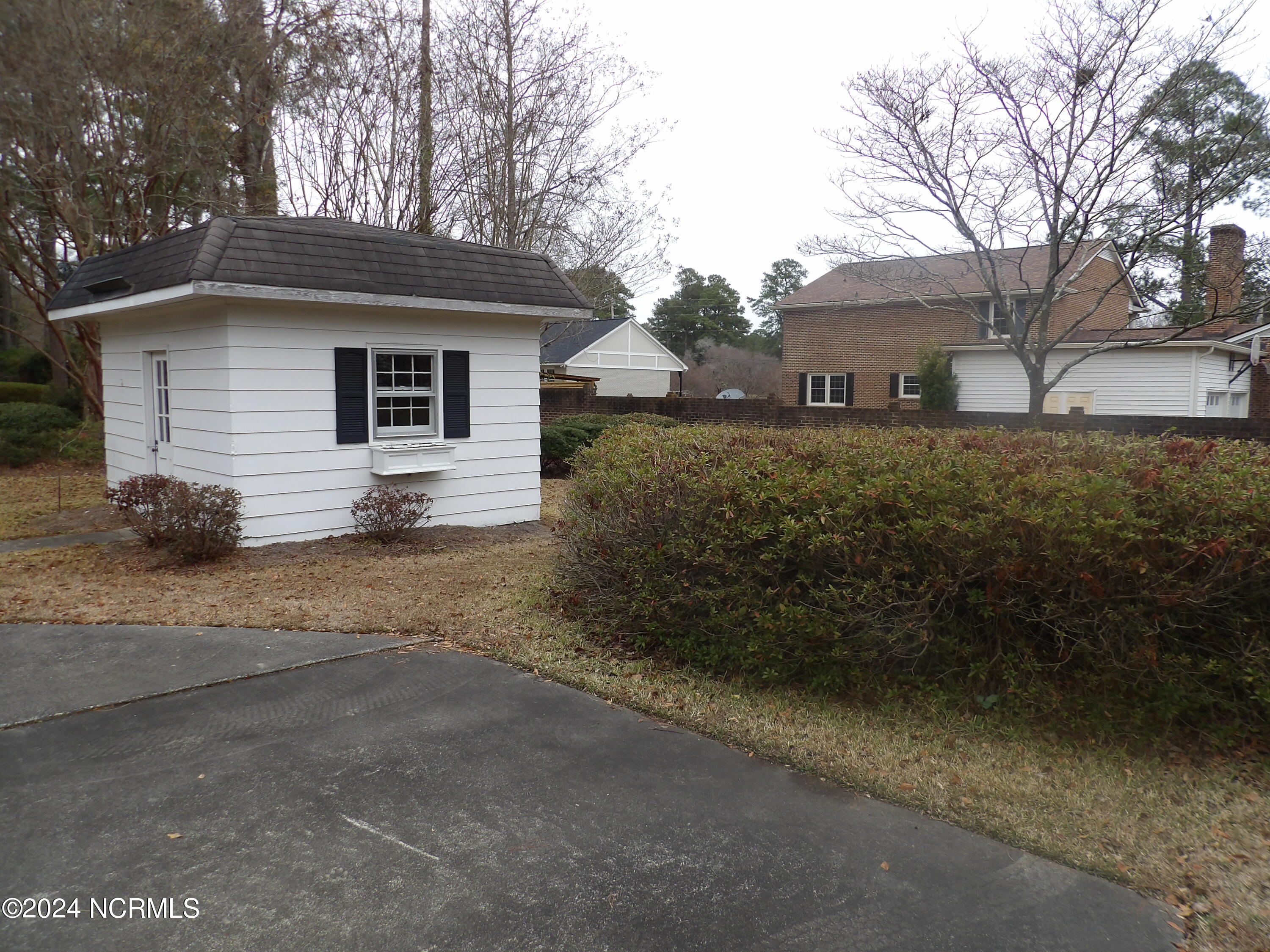 1301 Ridge Road Kinston, NC 28504 - Photo 8 of 51 100_0035