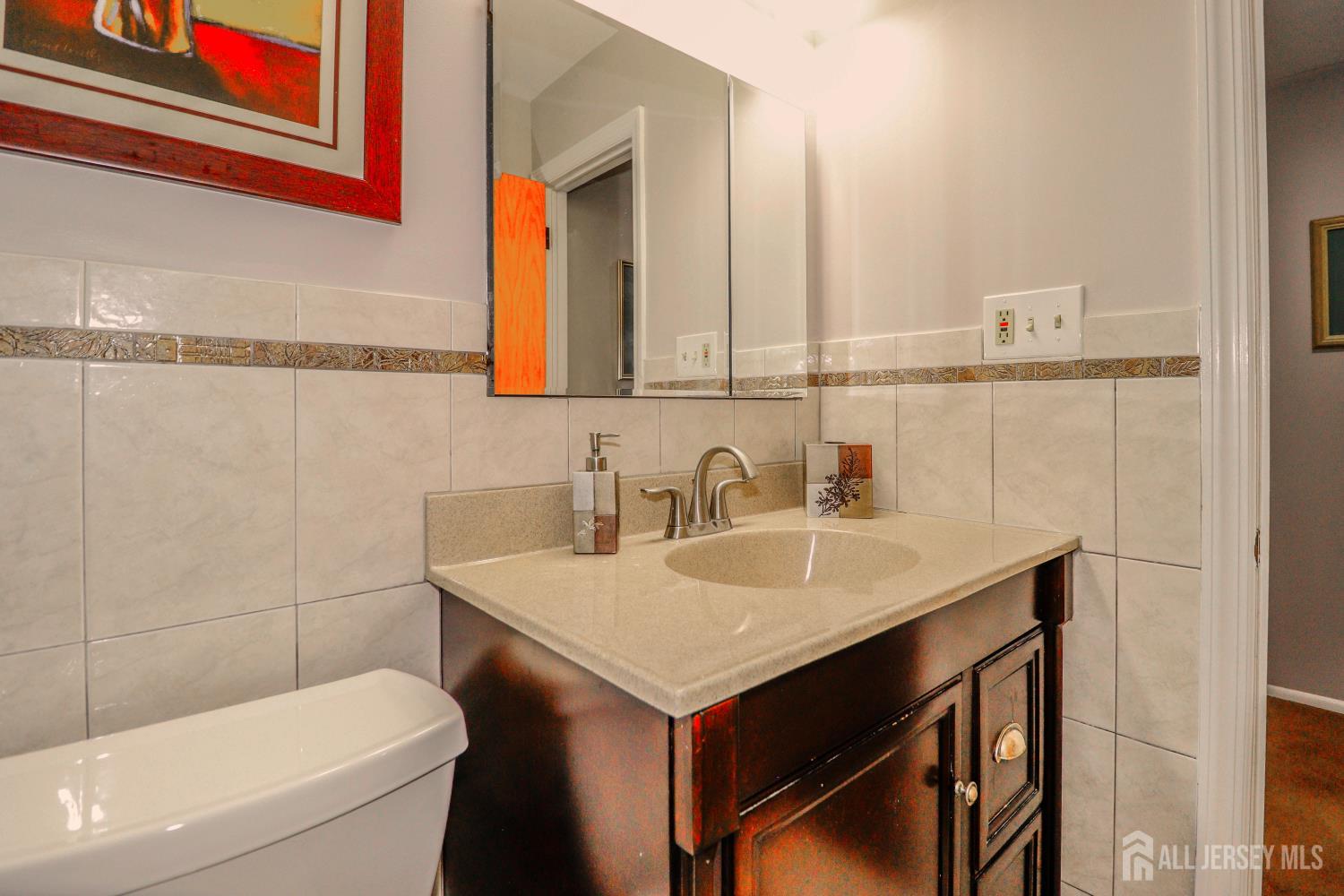 5 Overhill Road East Brunswick, NJ 08816 - Photo 23 of 38