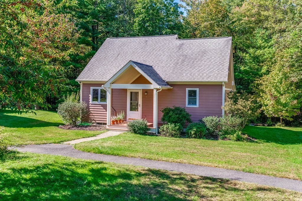 5 Mountain Laurel Path, Unit 5 Northampton, MA 01062 - Photo 1 of 31